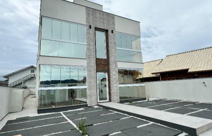 Apartamento em Ponta do Papagaio, Palhoça